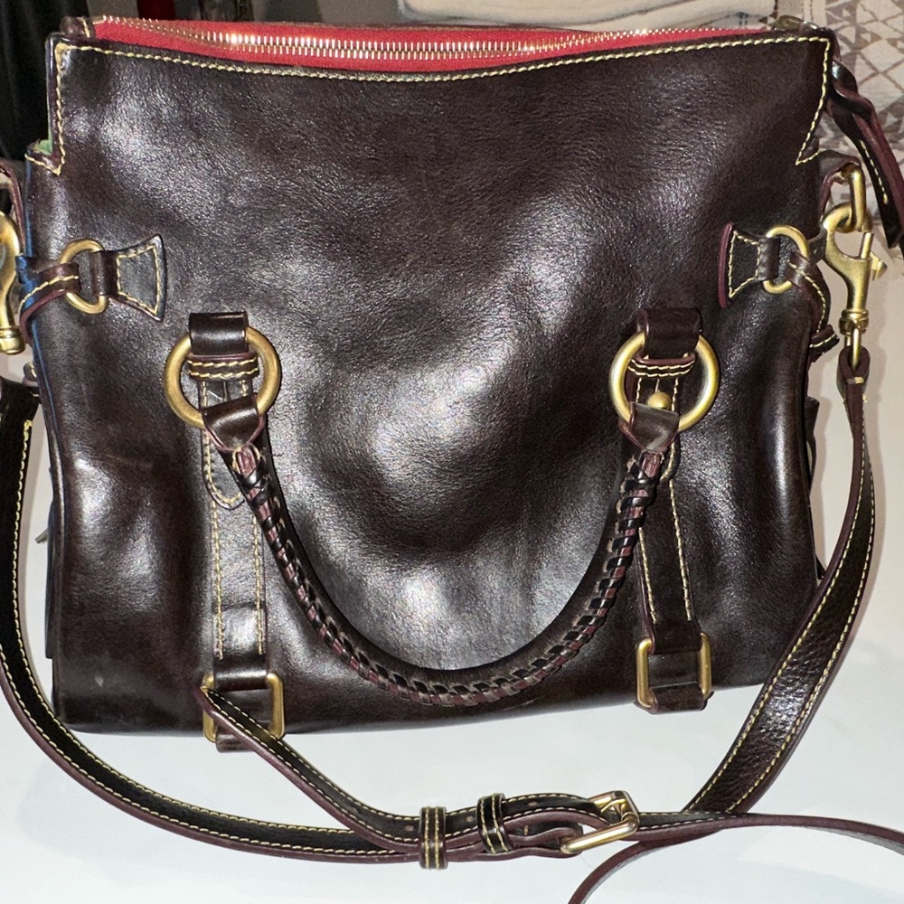 Dooney & Bourke Florentine Leather Domed Buckle Satchel Handbag quality leather